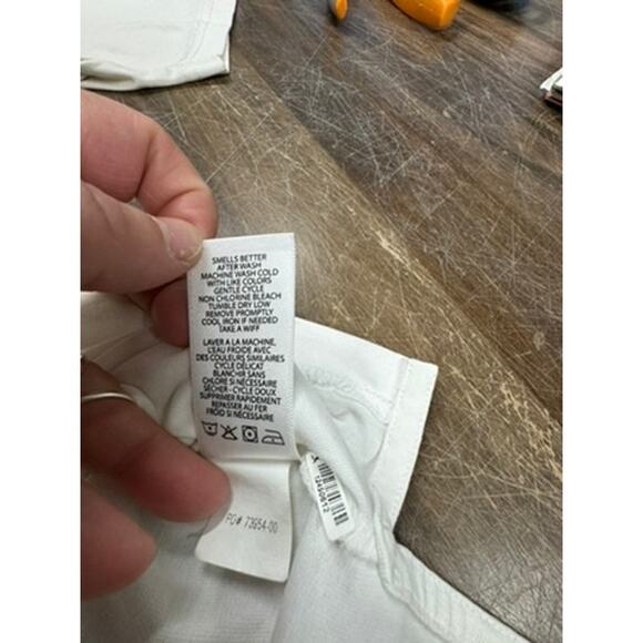 Travis Matthew Polo Shirt, Has Small Spots On It,  PLZ READ!! FINAL SALE!! - Picture 8 of 13